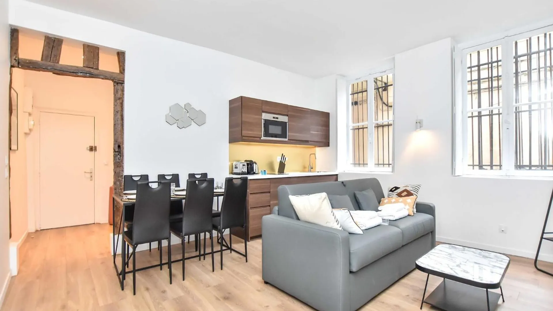 Cosy 2Bdr - Fbg Poissonniere Musee Grevin Paris France